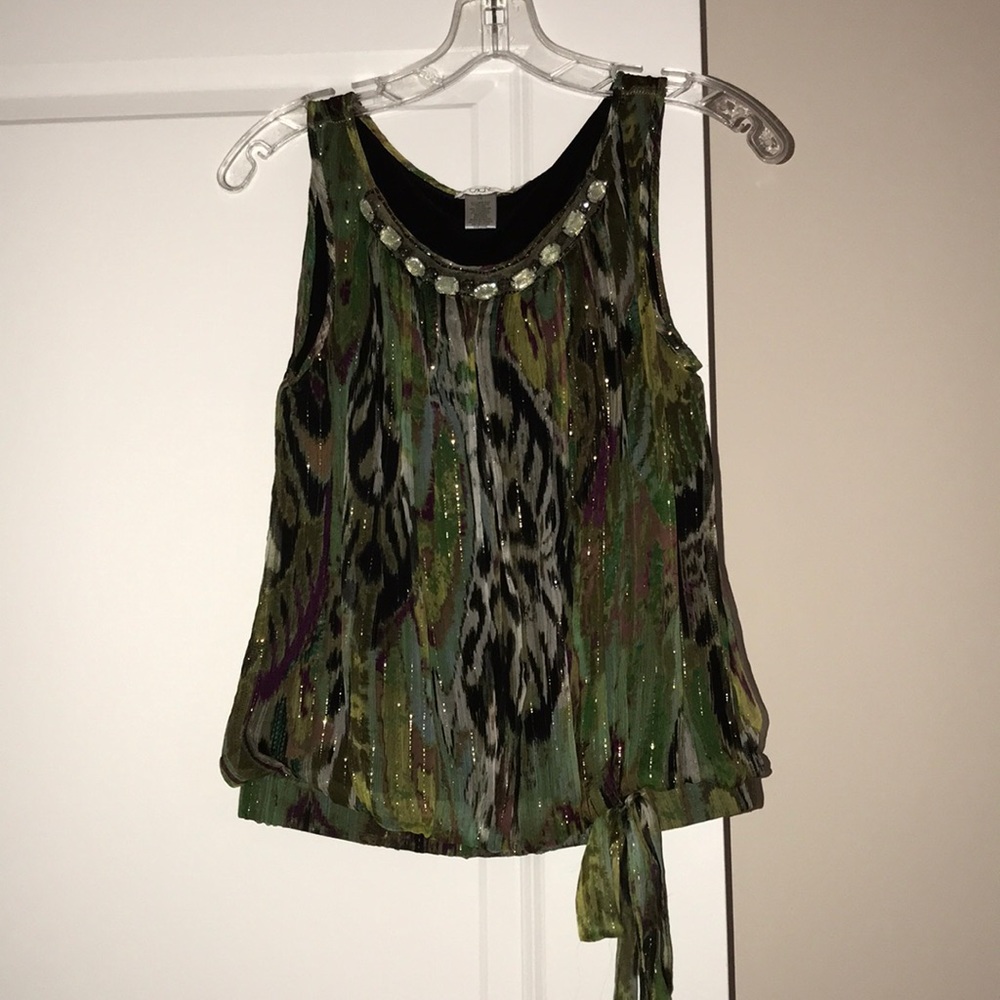 Cache sleeveless top